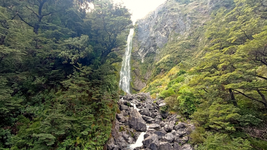   "   " (Devils Punchbowl Falls)